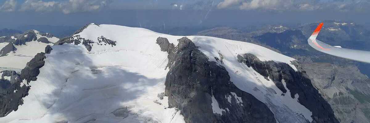 Verortung via Georeferenzierung der Kamera: Aufgenommen in der Nähe von Glarus, Schweiz in 3700 Meter